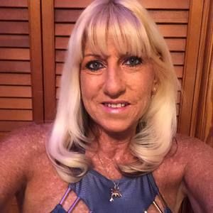 Meet your Posher, Tifany